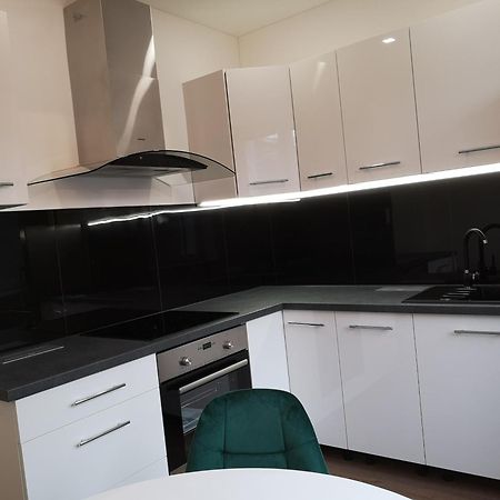 Slnecny Apartman Blizko Centra Košice Exterior foto