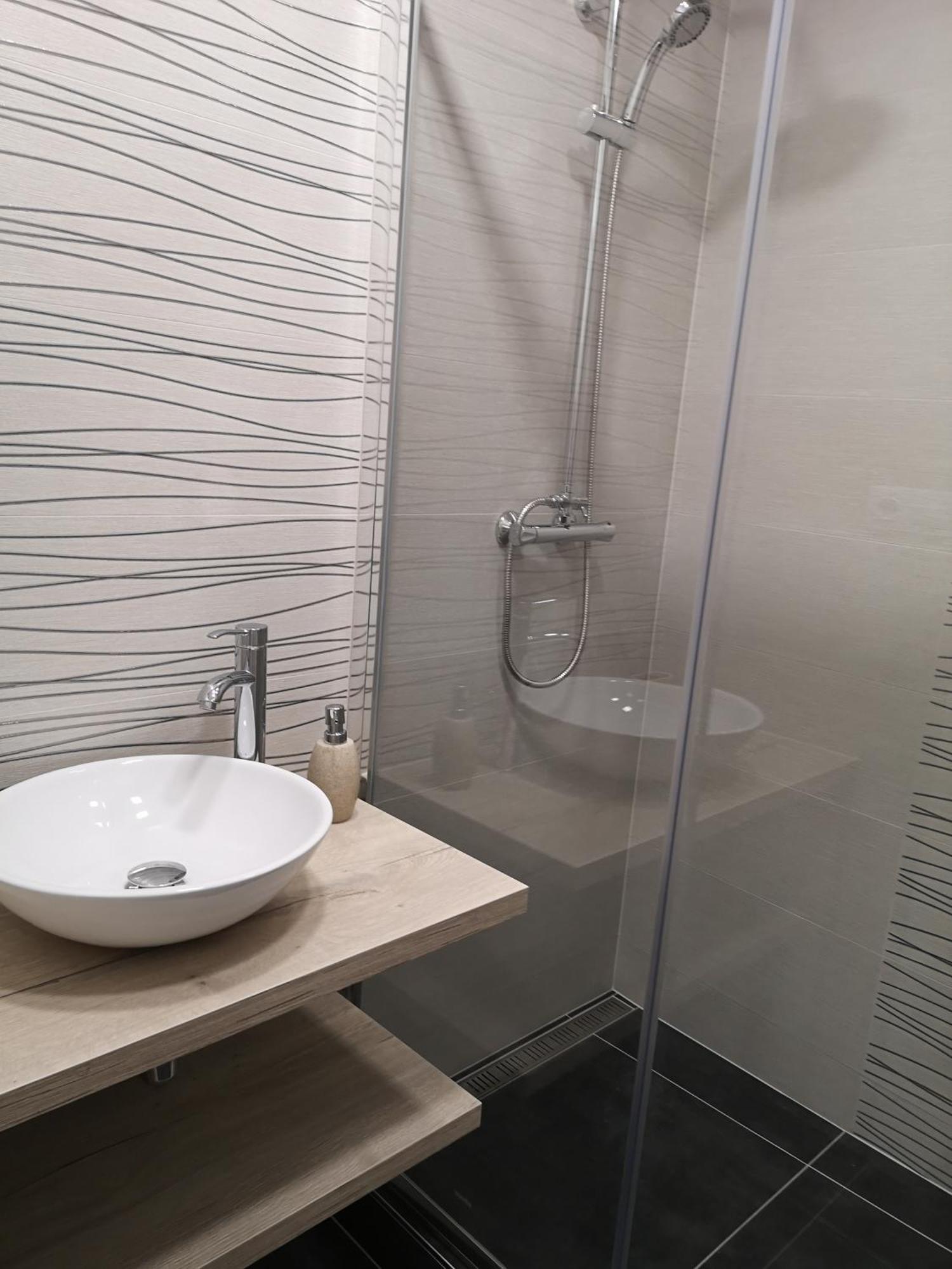 Slnecny Apartman Blizko Centra Košice Exterior foto